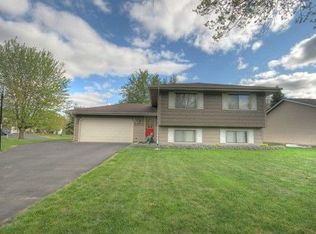 740 128th Ave NE, Blaine, MN 55434