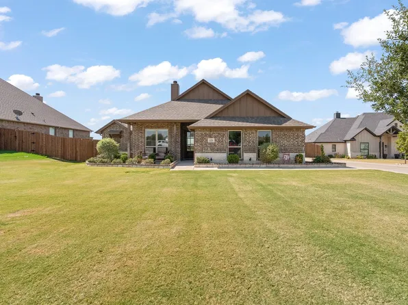 121 Tall Pine Dr, Godley, TX 76044