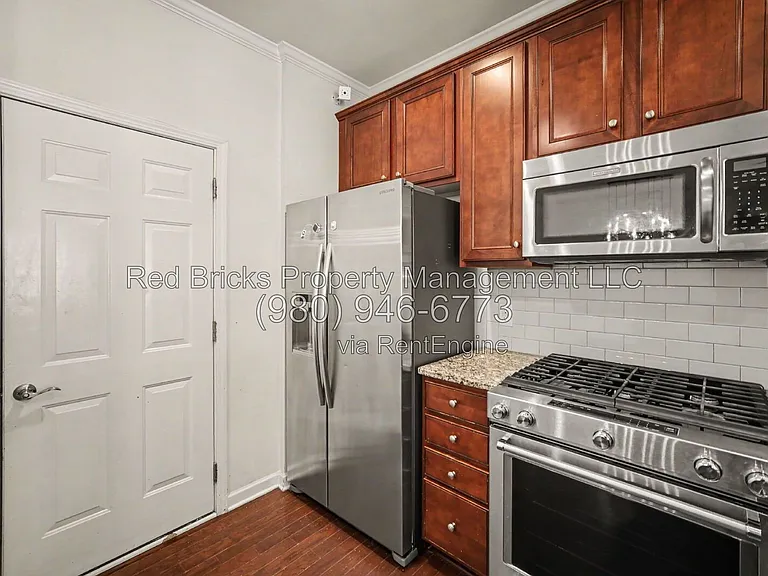 4282 Park South Station Blvd — Photo 15