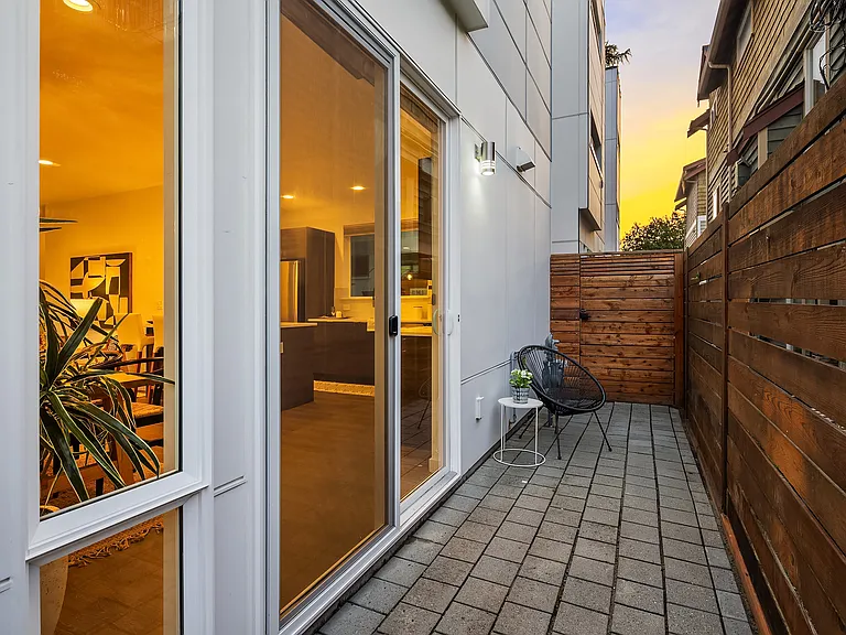 side yard