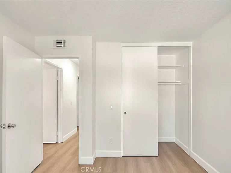 25205 Chestnutwood — Photo 32