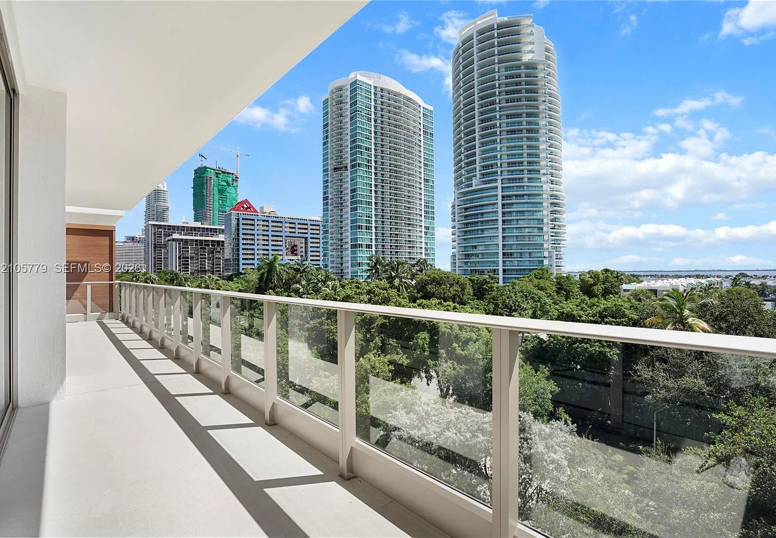 2200 Brickell — Photo 2