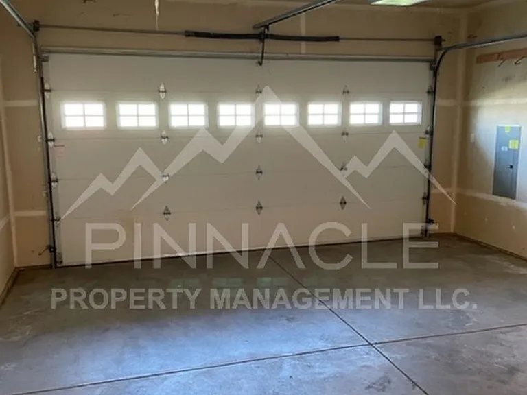 1808 W Clearview Dr — Photo 28