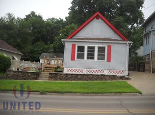 1216 W 19th St, Sioux City, IA 51103