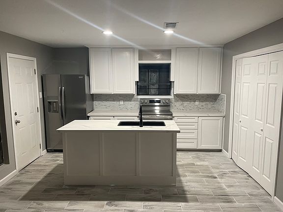5th image of 5380 Heatherwood Dr