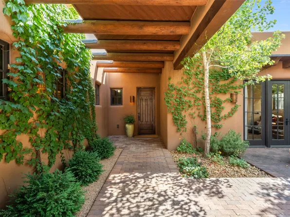 7 Sendero Centro, Santa Fe, NM 87506
