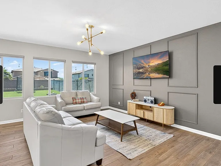18227 W Vogel Ave — Photo 15