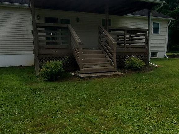 3rd image of 11949 Jacksonburg Rd