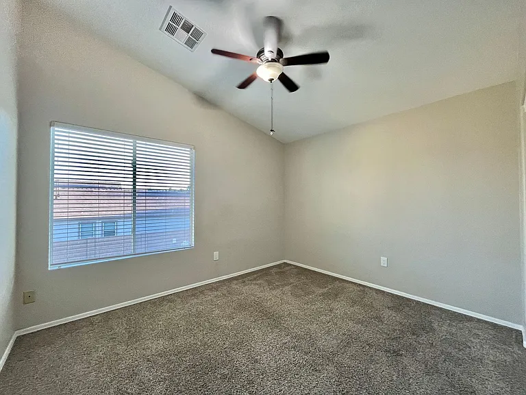 7253 W State Ave — Photo 26