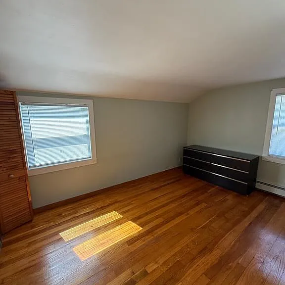 17 New Hampshire Dr — Photo 10