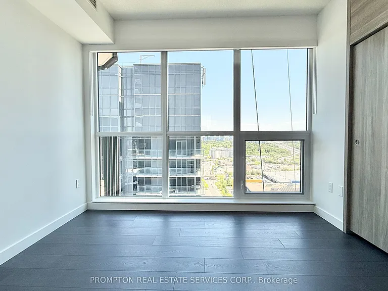 68 Esther Shiner Blvd #2015 — Photo 24