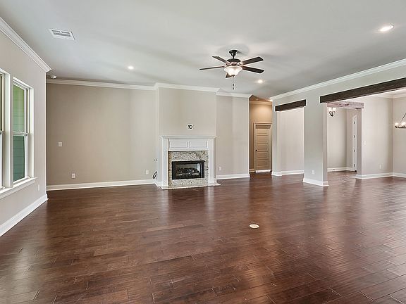 2nd image of 59640 Clifts Cove Dr