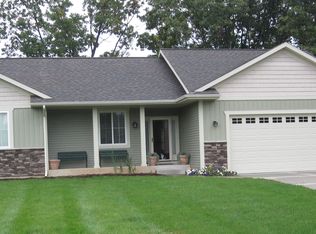13357 Forest River Dr SE, Lowell, MI 49331