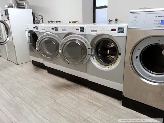 Rented by Sovereign Associates | media 6