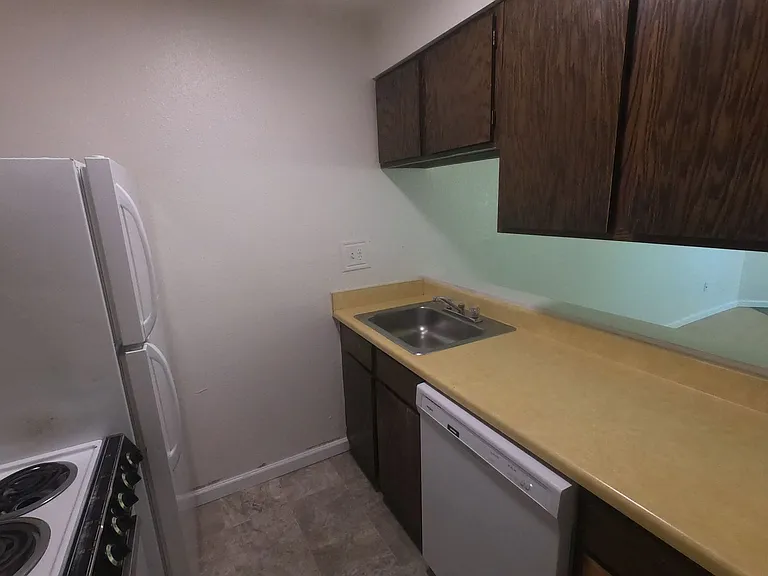 2505-2507 Spruce St. — Photo 16
