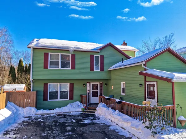 28 Beacon Street, Beacon Falls, CT 06403