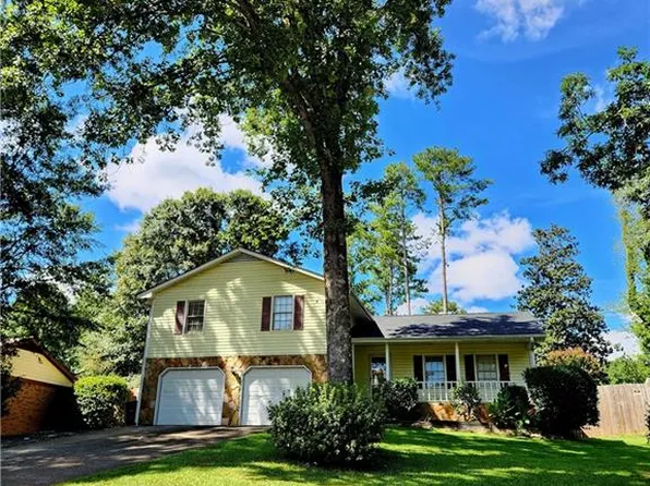 4153 Scenic Mountain Dr, Snellville, GA 30039