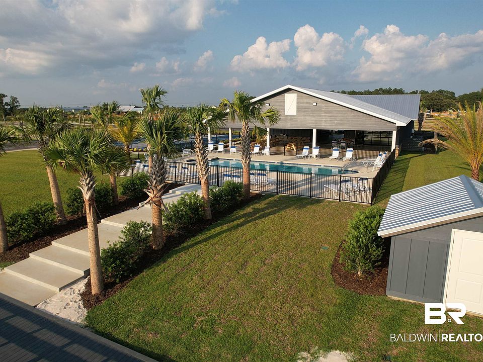 1st image of 761 Vacation Cir