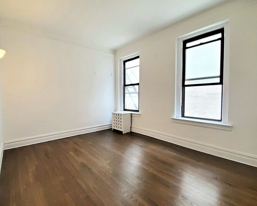 2nd image of 163 E 87th St APT 5