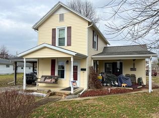 32 E 1st St, The Plains, OH 45780
