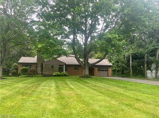 858 Fairview Pl, Alliance, OH 44601