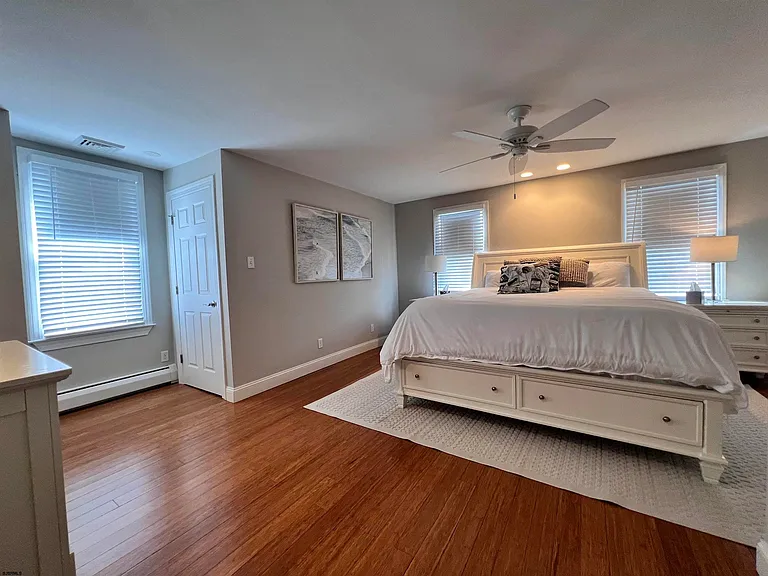 9 N Wyoming Ave — Photo 32