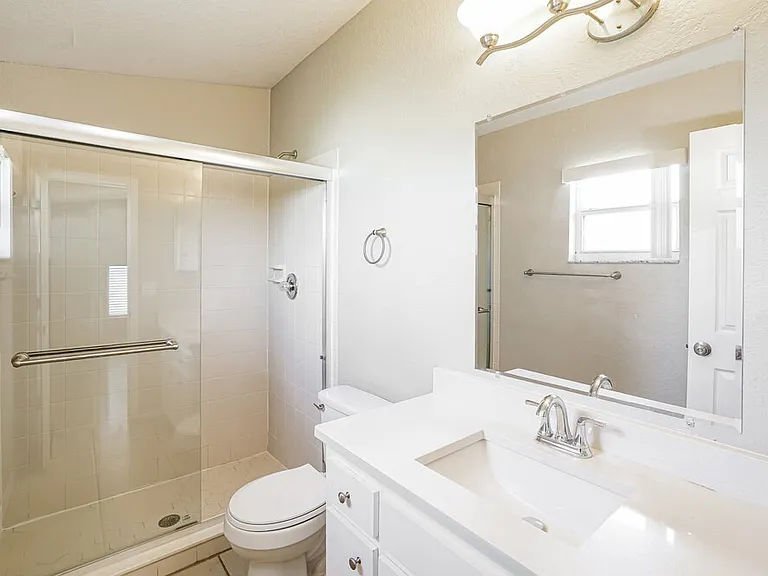 4944 Palm View Dr N — Photo 11