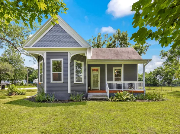 300 W Main Street, Walnut Grove, MO 65770