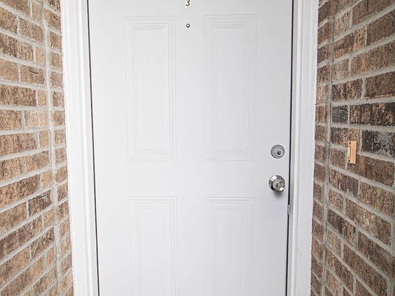 2nd image of 530 Dukeway APT 3