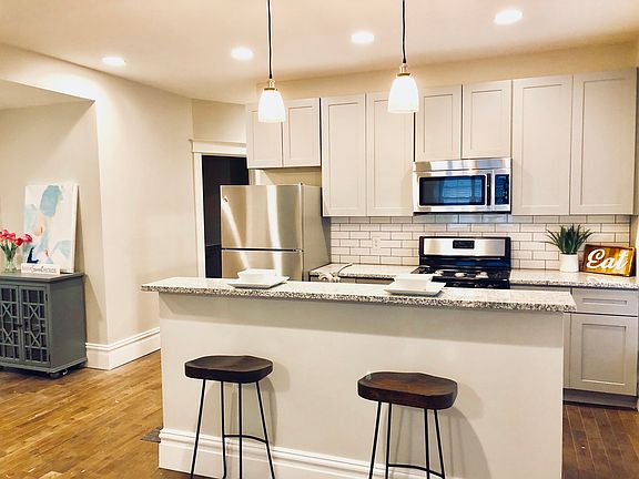 4th image of 4452 McPherson Ave #1E