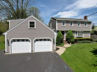 23 Darlene Dr, Bridgewater, MA 02324