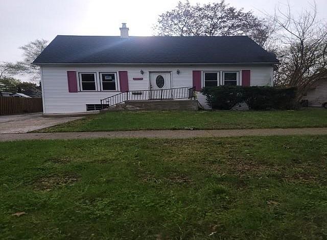 1st image of 2626 Hermansau St
