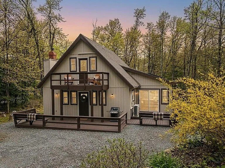 1st image of 28 Cedarwood Ter