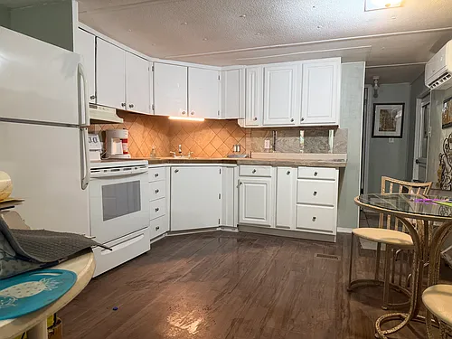 119 Rainbow Dr Photo 1