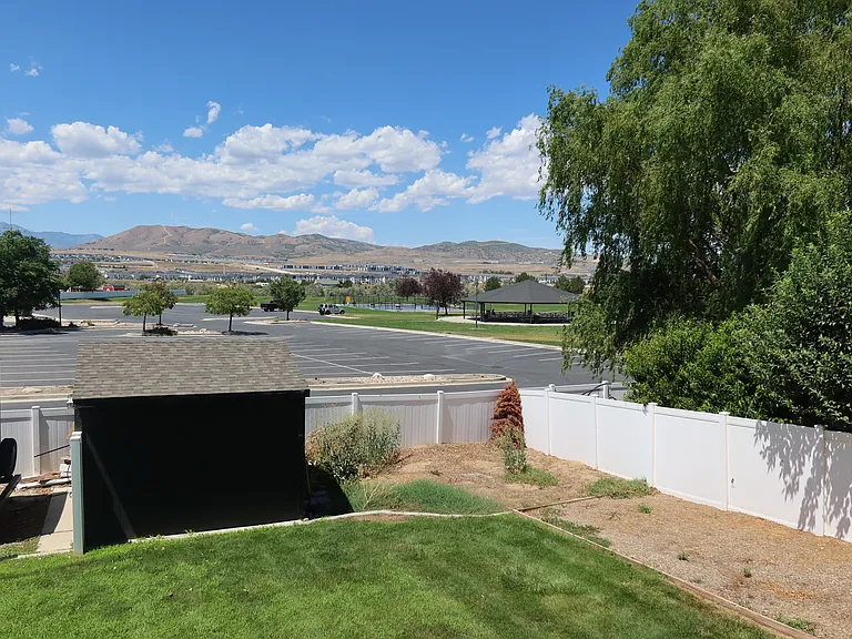 1677 N 2640 W — Photo 25