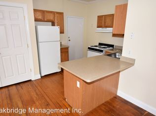 467 Howe Ave APT 2F, Shelton, CT 06484