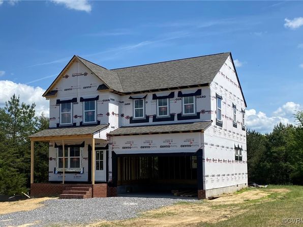 100 Pine Ridge Ln, Farmville, VA 23901
