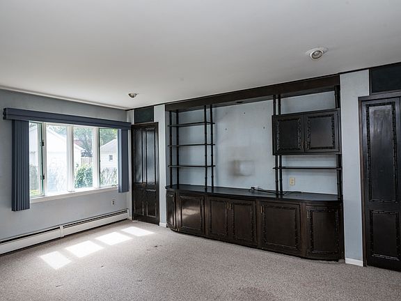 4th image of 663 Gibson Ave