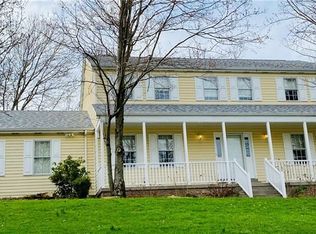 100 Hickory Dr, Sewickley, PA 15143