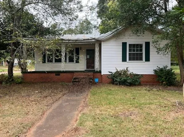 242 Bell St, Greenville, AL 36037