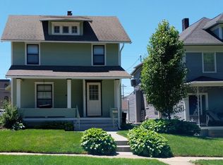 4921 Davenport St, Omaha, NE 68132