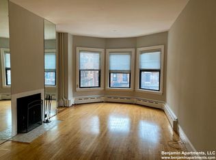 470 Commonwealth Ave APT 2R, Boston, MA 02215