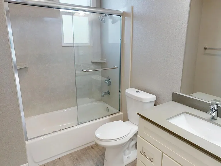 1131 Adeline St — Photo 5