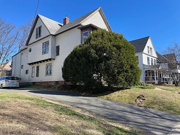2nd image of 76 Nonotuck St
