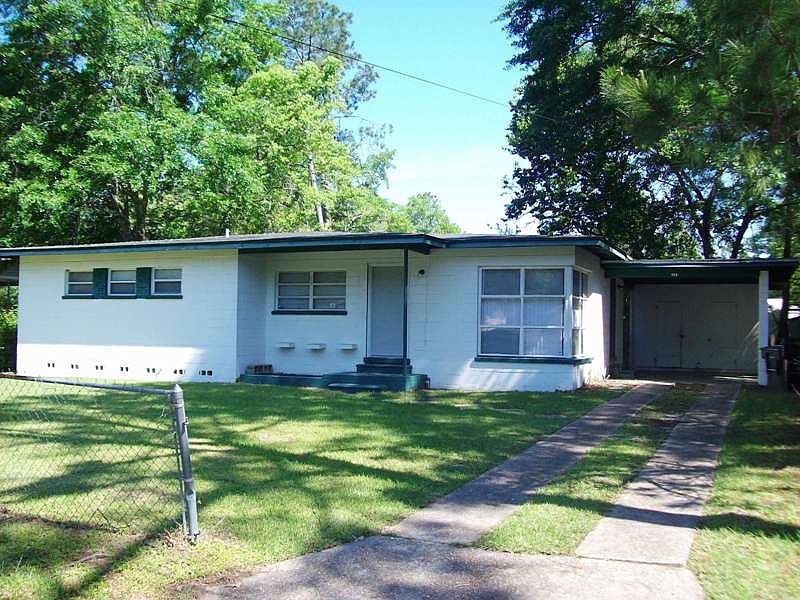 1st image of 824 Cochran Dr