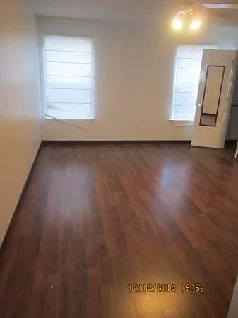 3 bed, 1850 sqft, $2,100 — Photo 2
