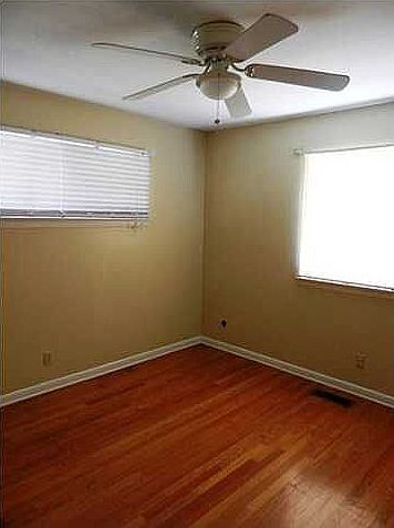 1st image of 1828 Clayton Dr