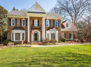 2711 Tanglewood Ln, Charlotte, NC 28211