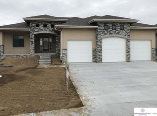7369 N 169th St, Bennington, NE 68007