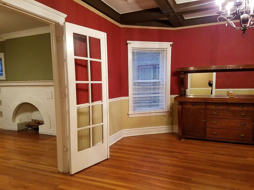 1st image of 1344 W Elmdale Ave #1